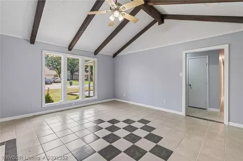 Living - 529 N 46th St, Fort Smith, AR 72903 photo 2 of 4