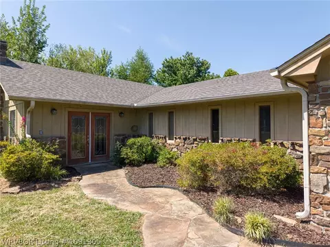 Exterior - 14118 White Bluff Hts, Fort Smith, AR 72916 photo 6 of 14