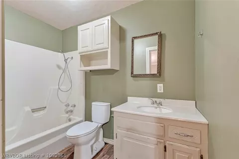 Bath - 14118 White Bluff Hts, Fort Smith, AR 72916 photo 3 of 3