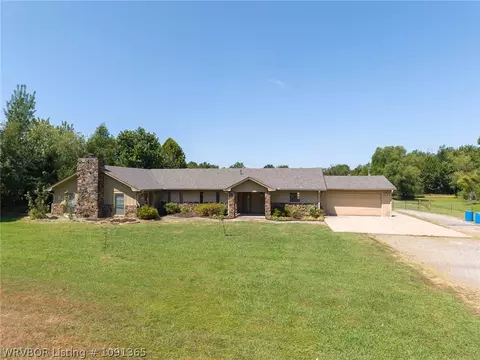 Exterior - 14118 White Bluff Hts, Fort Smith, AR 72916 photo 2 of 14