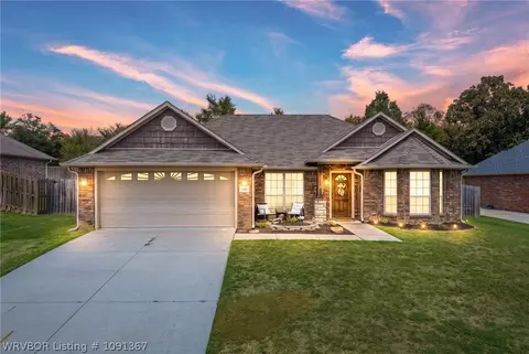 168 Pine St, Greenwood, AR 72936