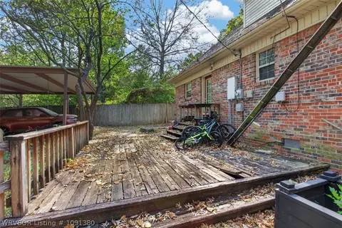 Exterior - 2423 Ionia St, Fort Smith, AR 72901 photo 7 of 16