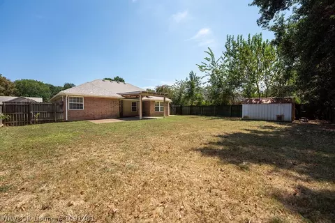 Exterior - 311 S 14th St, Lavaca, AR 72941 photo 4 of 5