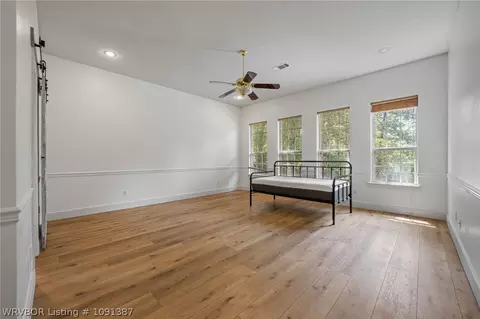 Bedroom - 810 Karry Ln, Fort Smith, AR 72916 photo 1 of 8