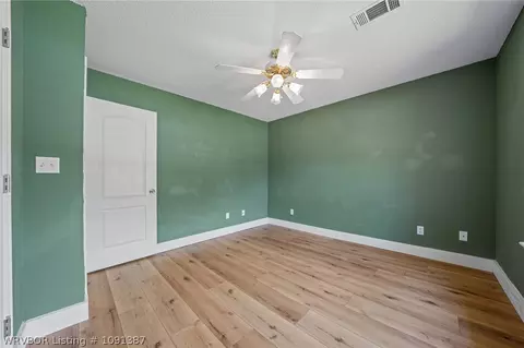 Bedroom - 810 Karry Ln, Fort Smith, AR 72916 photo 5 of 8