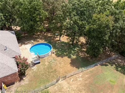 Exterior - 810 Karry Ln, Fort Smith, AR 72916 photo 14 of 15