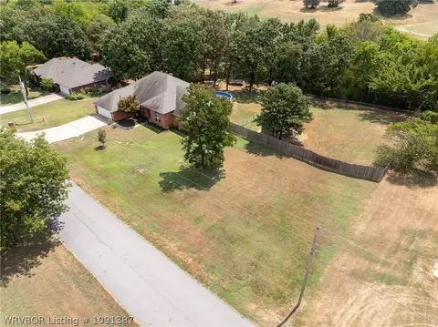 View/Area - 810 Karry Ln, Fort Smith, AR 72916 photo 3 of 7