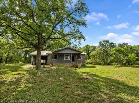 472483 State Highway 101, Muldrow, OK 74948