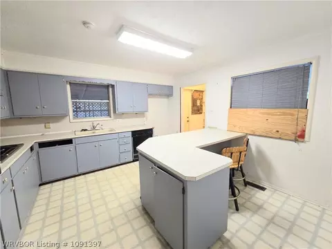 Kitchen - 5711 Grand Ave, Fort Smith, AR 72904 photo 1 of 4