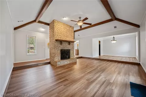 Living - 8206 Williamsburg Rd, Fort Smith, AR 72903 photo 1 of 9