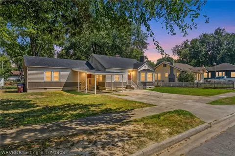 Exterior - 1220 N 34 St, Fort Smith, AR 72904 photo 6 of 8