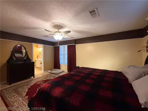 Bedroom - 3407 S 29th St, Fort Smith, AR 72901 photo 2 of 5