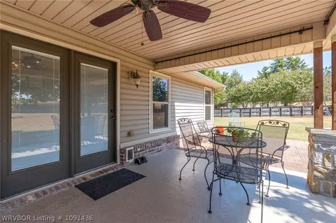 Exterior - 7900 Sumac Ct, Fort Smith, AR 72916 photo 5 of 19
