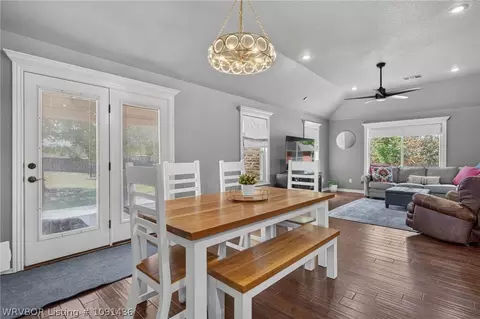 Dining - 7900 Sumac Ct, Fort Smith, AR 72916 photo 2 of 2
