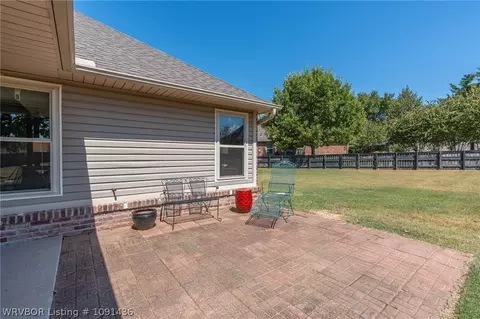Exterior - 7900 Sumac Ct, Fort Smith, AR 72916 photo 9 of 19