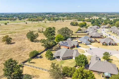 View/Area - 7900 Sumac Ct, Fort Smith, AR 72916 photo 3 of 23
