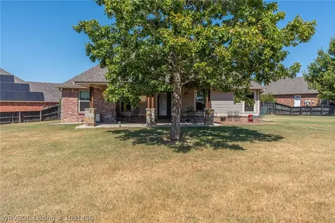 Exterior - 7900 Sumac Ct, Fort Smith, AR 72916 photo 14 of 19