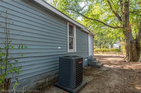 Exterior - 2704 N J St, Fort Smith, AR 72901 photo 10 of 10