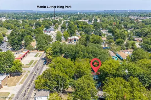 View/Area - 2704 N J St, Fort Smith, AR 72901 photo 3 of 8