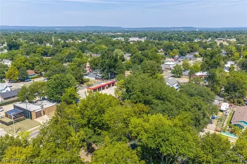 View/Area - 2704 N J St, Fort Smith, AR 72901 photo 5 of 8
