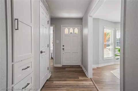 Entry Way - 2920 S 33rd St, Fort Smith, AR 72903 photo 1 of 1