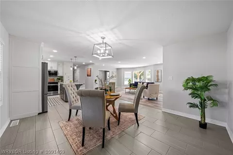 Dining - 2920 S 33rd St, Fort Smith, AR 72903 photo 1 of 2