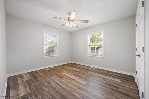 Bedroom - 2920 S 33rd St, Fort Smith, AR 72903 photo 5 of 8