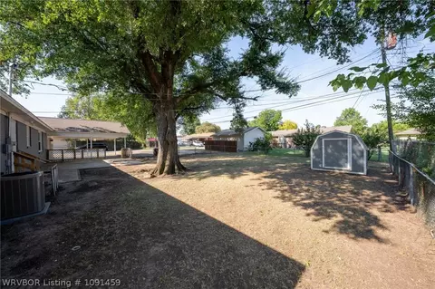 Exterior - 2920 S 33rd St, Fort Smith, AR 72903 photo 14 of 15