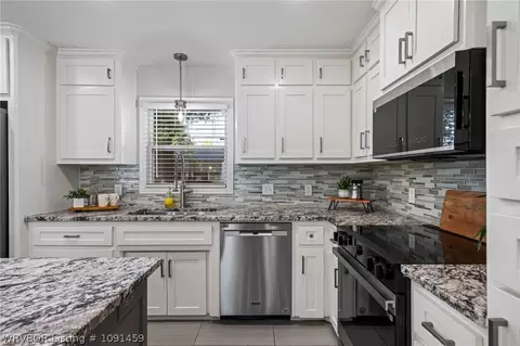 Kitchen - 2920 S 33rd St, Fort Smith, AR 72903 photo 5 of 5