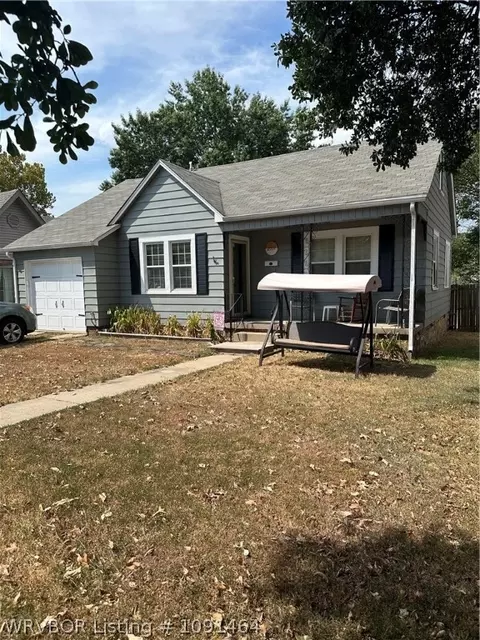 Exterior - 2311 S S St, Fort Smith, AR 72901 photo 2 of 7