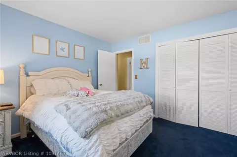 Bedroom - 2017 S 70th St, Fort Smith, AR 72903 photo 3 of 5