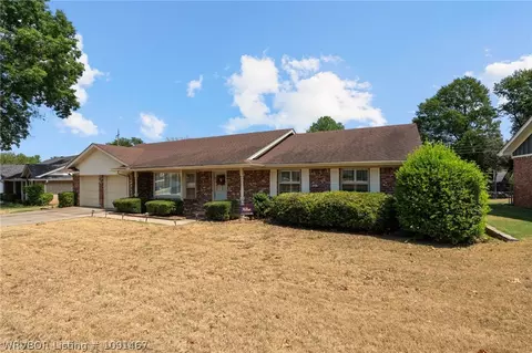 Exterior - 2017 S 70th St, Fort Smith, AR 72903 photo 2 of 9