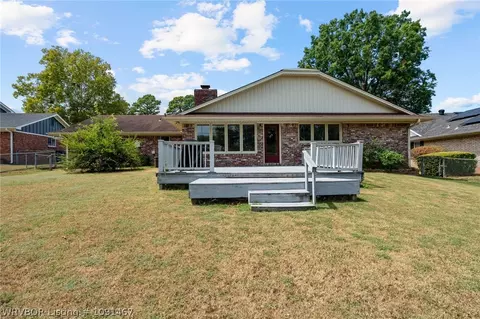 Exterior - 2017 S 70th St, Fort Smith, AR 72903 photo 5 of 9