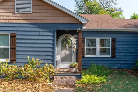 Exterior - 2205 S V St, Fort Smith, AR 72901 photo 3 of 17