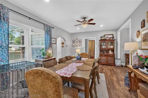 Dining - 2205 S V St, Fort Smith, AR 72901 photo 2 of 2
