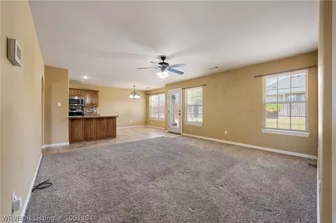 Living - 1808 Fairbanks Dr, Barling, AR 72923 photo 3 of 4