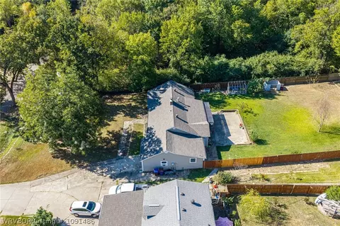 View/Area - 2124 Valley Ln, Fort Smith, AR 72901 photo 5 of 10