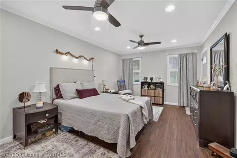 Bedroom - 2124 Valley Ln, Fort Smith, AR 72901 photo 1 of 5