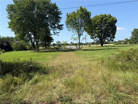 450791 979 Rd, Vian, OK 74962