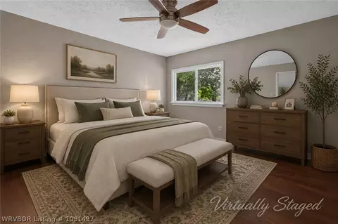 Bedroom - 706 Martin Dr, Fort Smith, AR 72908 photo 3 of 5