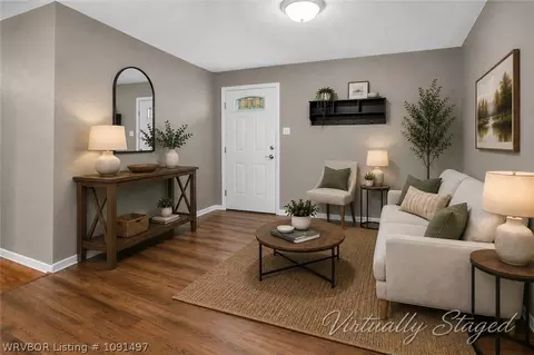 Living - 706 Martin Dr, Fort Smith, AR 72908 photo 1 of 5