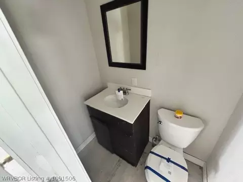 Bath - 101 State St, Magazine, AR 72943 photo 1 of 3