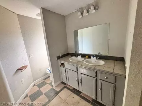 Bath - 101 State St, Magazine, AR 72943 photo 3 of 3