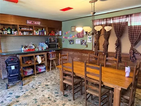 Dining - 610 W Logan St, Altus, AR 72821 photo 1 of 1