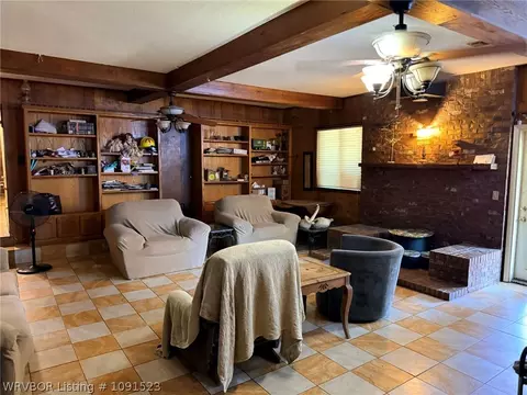 Living - 610 W Logan St, Altus, AR 72821 photo 2 of 3