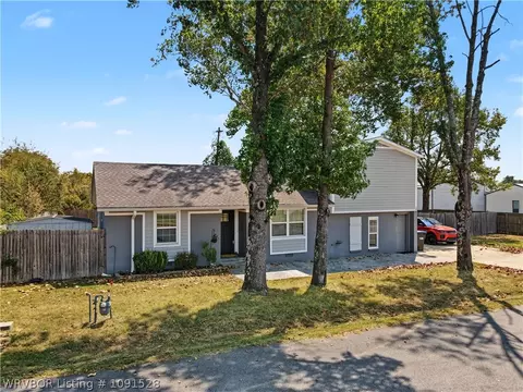 Exterior - 28 Lighthouse Dr, Alma, AR 72921 photo 3 of 12