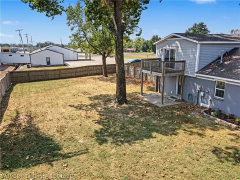 Exterior - 28 Lighthouse Dr, Alma, AR 72921 photo 5 of 12