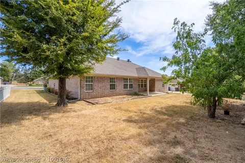 Exterior - 3708 Sandy Pt, Fort Smith, AR 72903 photo 2 of 3