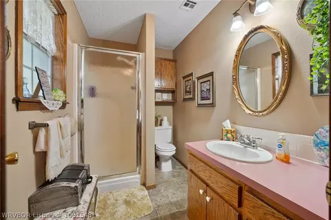 Bath - 42775 Timber Ridge Rd, Howe, OK 74940 photo 2 of 2