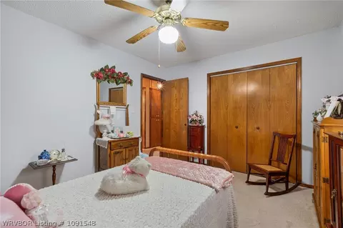 Bedroom - 42775 Timber Ridge Rd, Howe, OK 74940 photo 4 of 5
